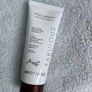 Vita Librata self tanning lotion
